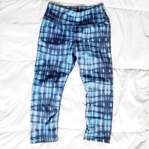 ☀️3/$20 Danskin Blue Tie Dye Leggings: Capri Cut